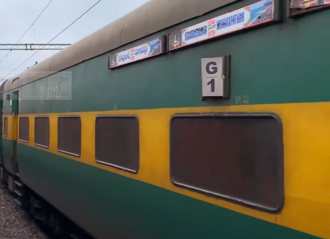 Visakhapatnam - Secunderabad Garib Rath Express