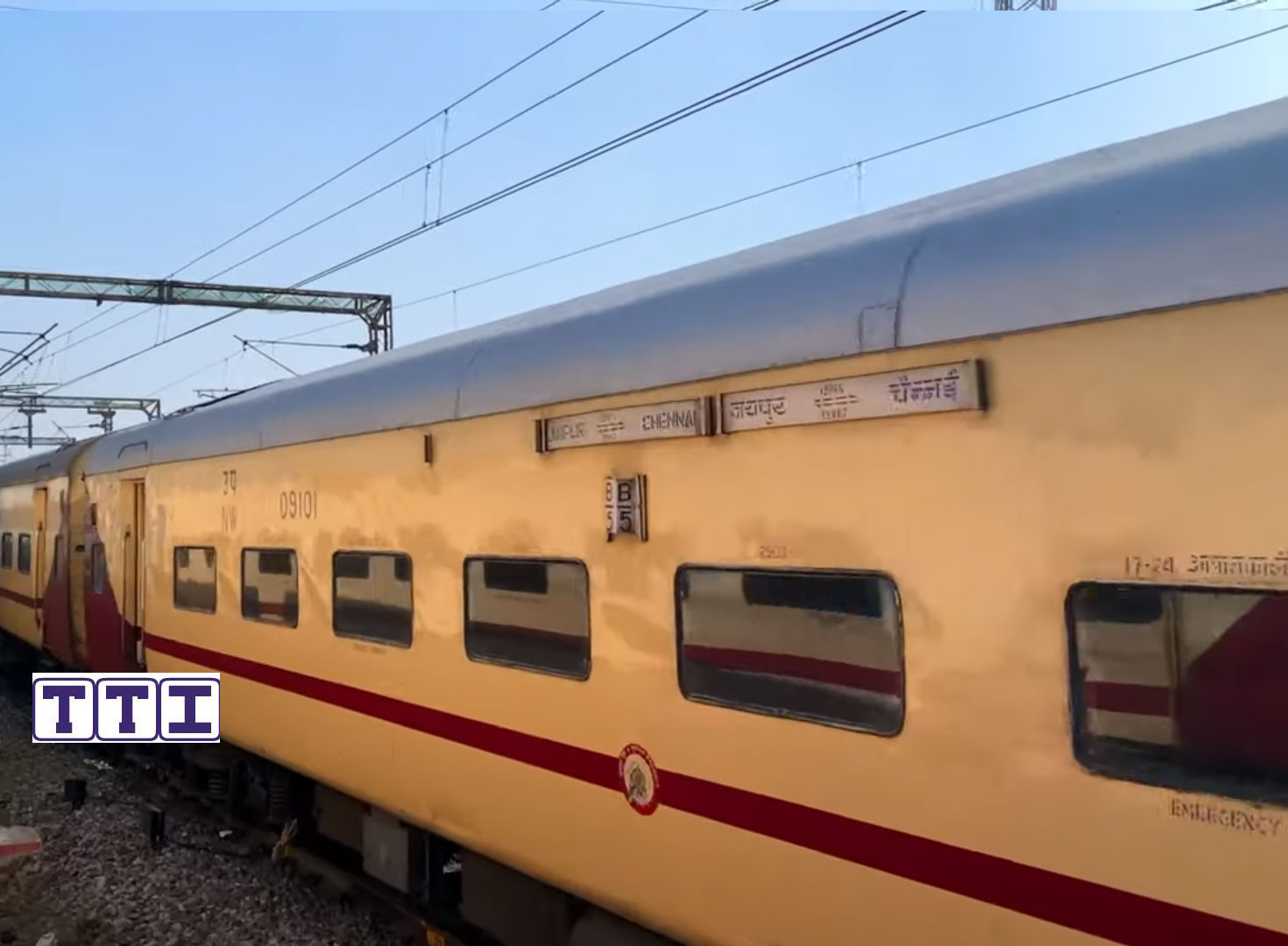 Jaipur - MGR Chennai Central SF Express