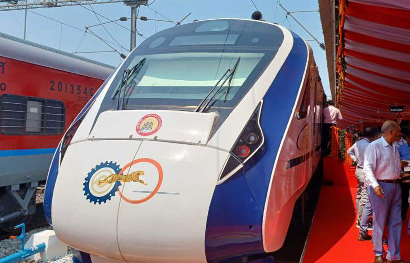 Howrah - Puri Vande Bharat Express