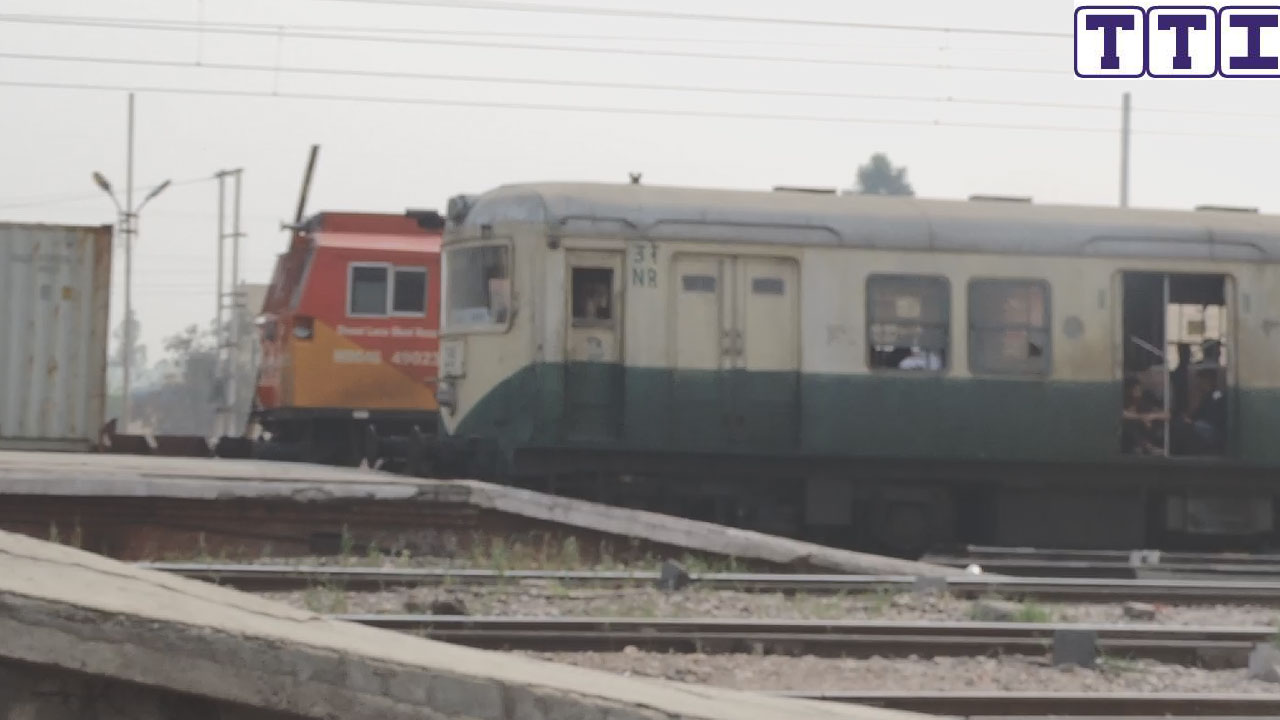 New Delhi - Ghaziabad EMU