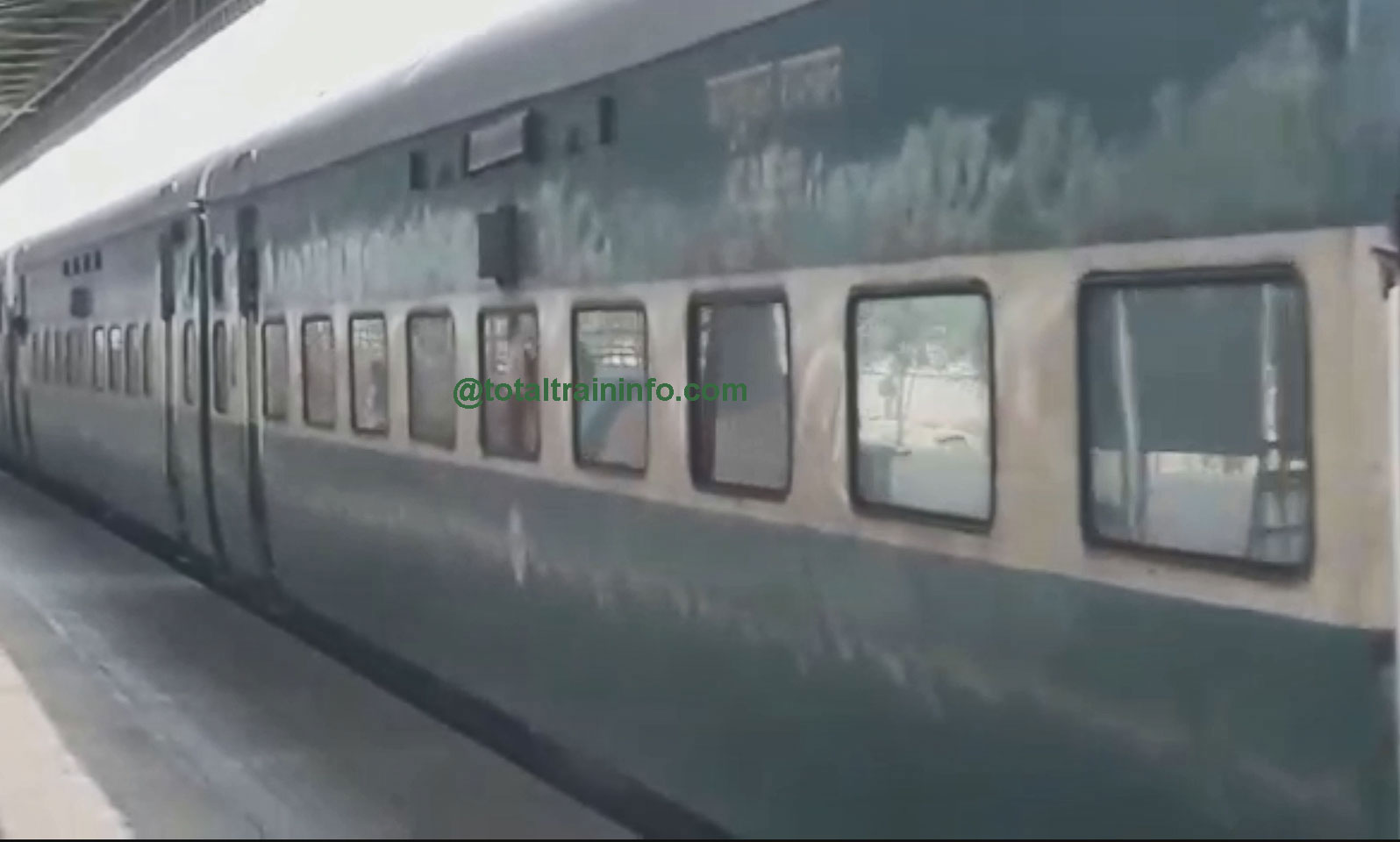 Anand Vihar Terminal - Gaya Garib Rath Express